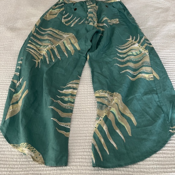 Patagonia Women's Garden Island Cropped Waist Tie Tropical Print Pants Size L - Picture 7 of 8